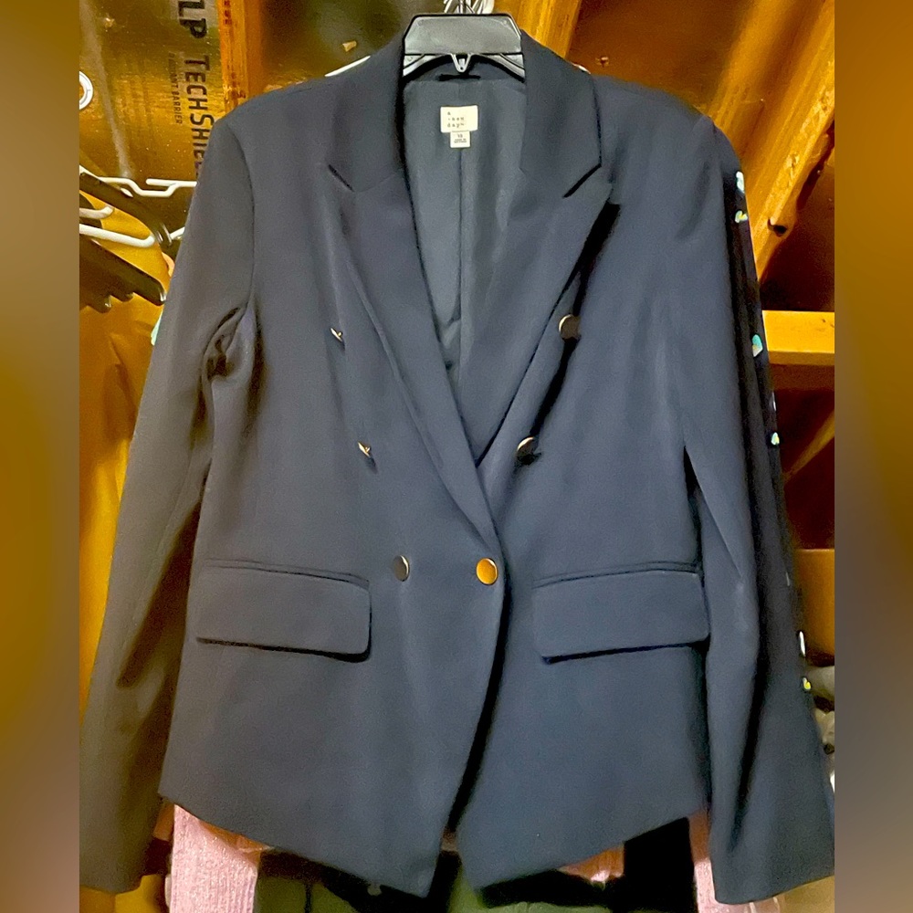 NWT Suit jacket navy blue sz 12 (fits more like 10-12)